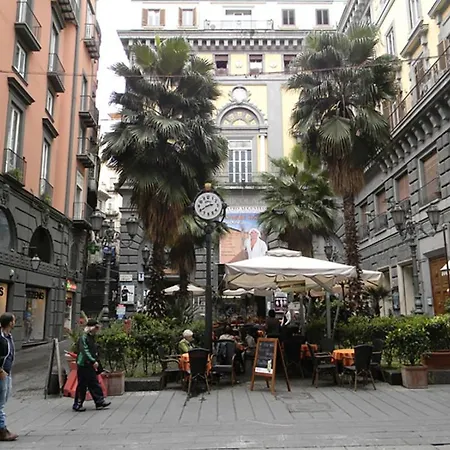 Casa Vacanze Napoli Centro Carmen & Sara Extérieur photo
