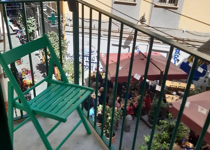 Casa Napoli Centro Carmen e Sara
